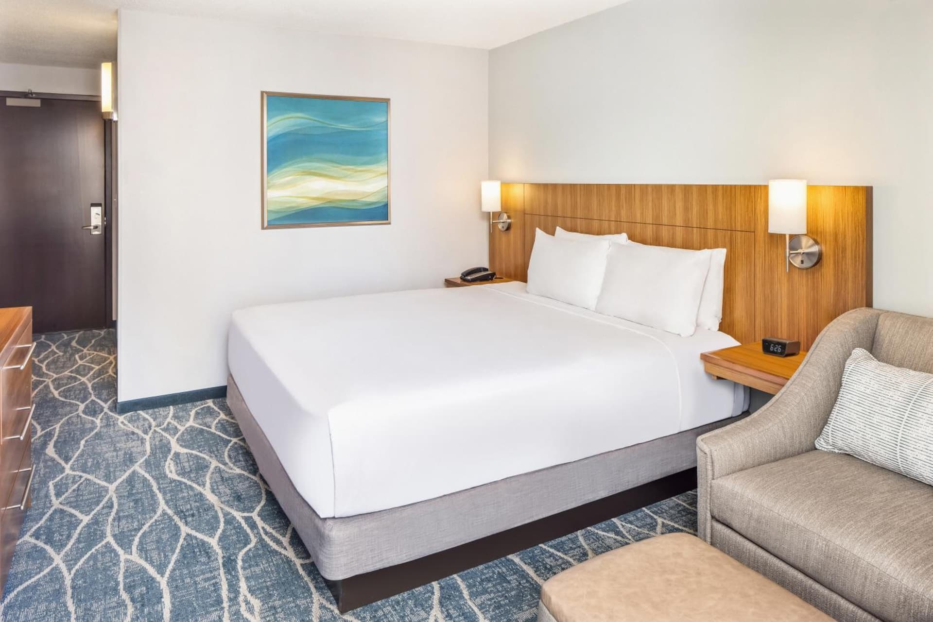 Hyatt Place Waikiki Beach gallery photo in Honolulu, HI — image 36