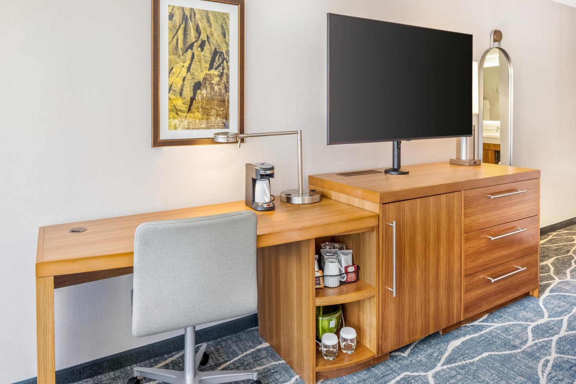 Hyatt Place Waikiki Beach gallery photo in Honolulu, HI — image 173