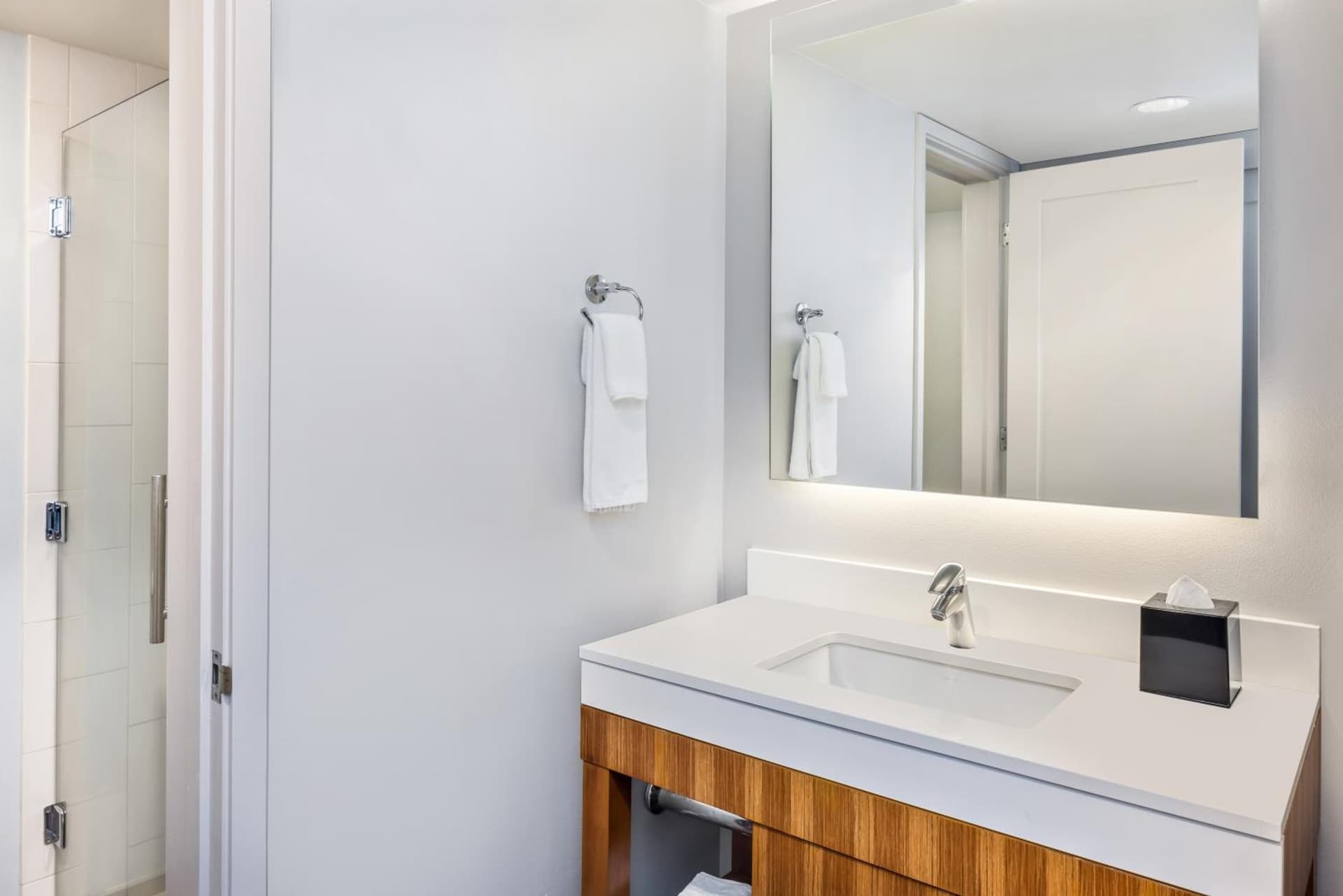 Hyatt Place Waikiki Beach gallery photo in Honolulu, HI — image 55