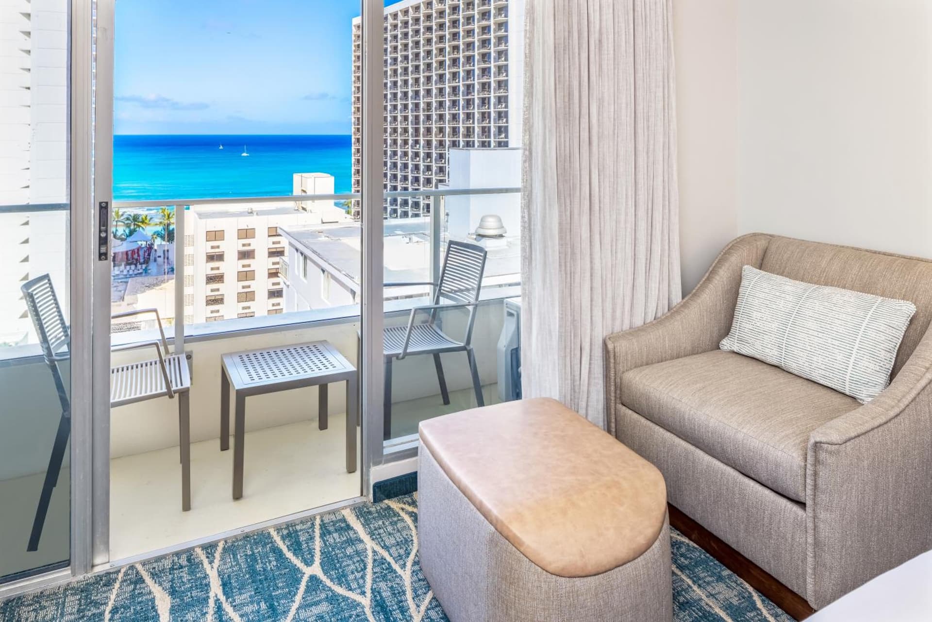 Hyatt Place Waikiki Beach gallery photo in Honolulu, HI — image 42
