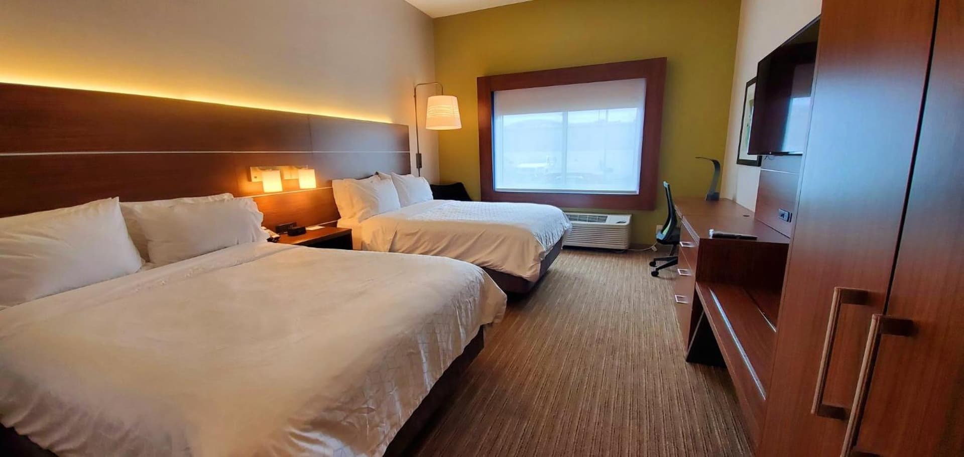Holiday Inn Express & Suites Rehoboth Beach by IHG gallery photo in Rehoboth Beach, DE — image 11