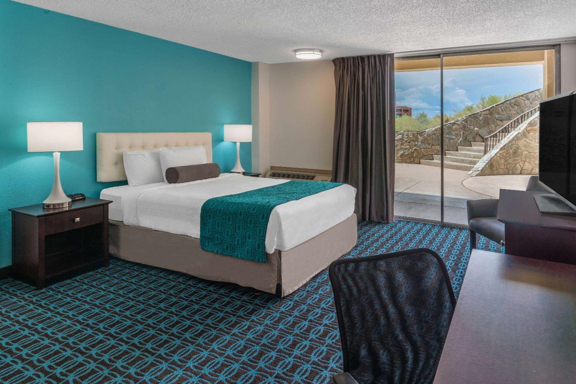 Hotel 505 interior in Albuquerque, NM — gallery photo 2