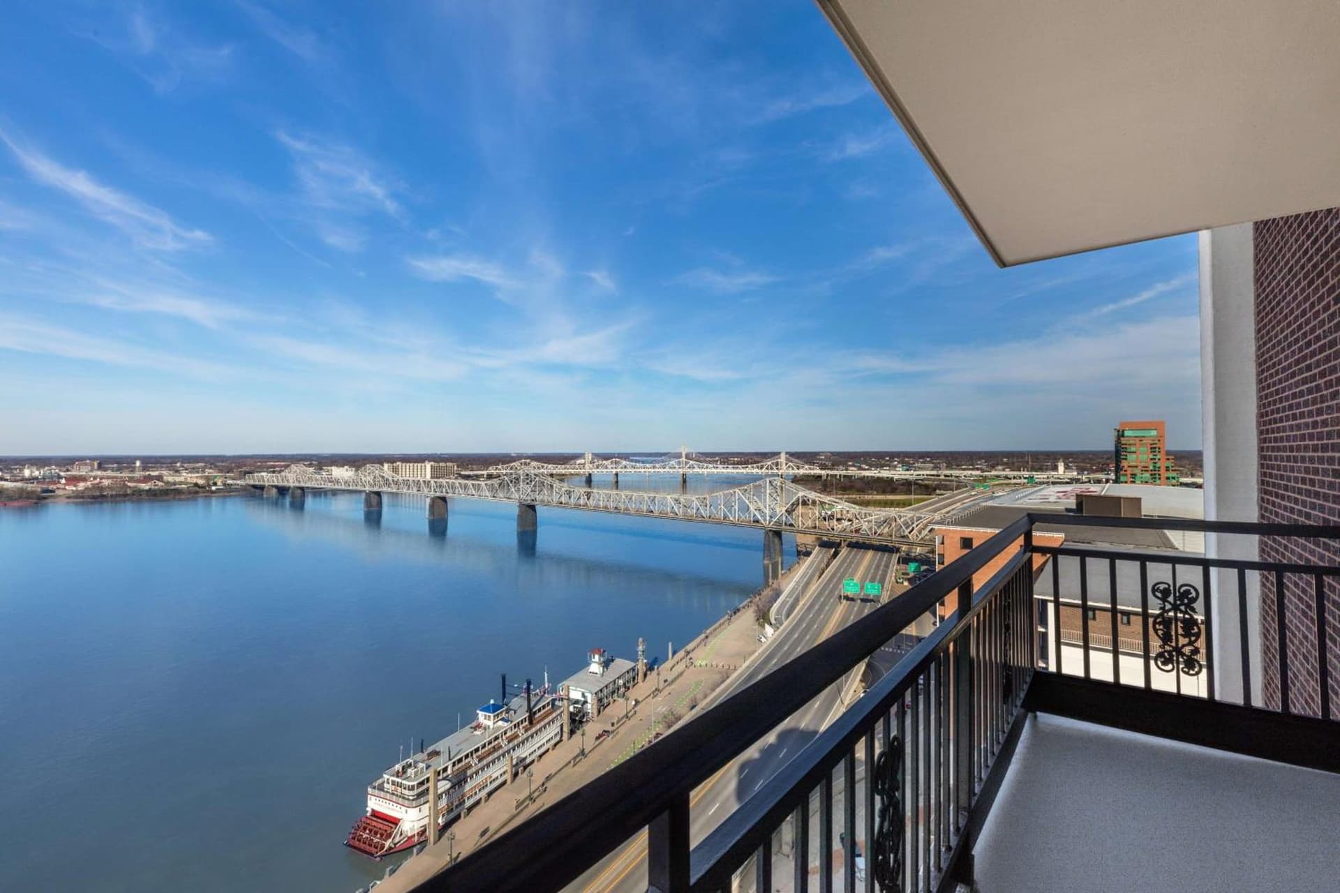Galt House Hotel, A Trademark Collection Hotel gallery photo in Louisville, KY — image 37