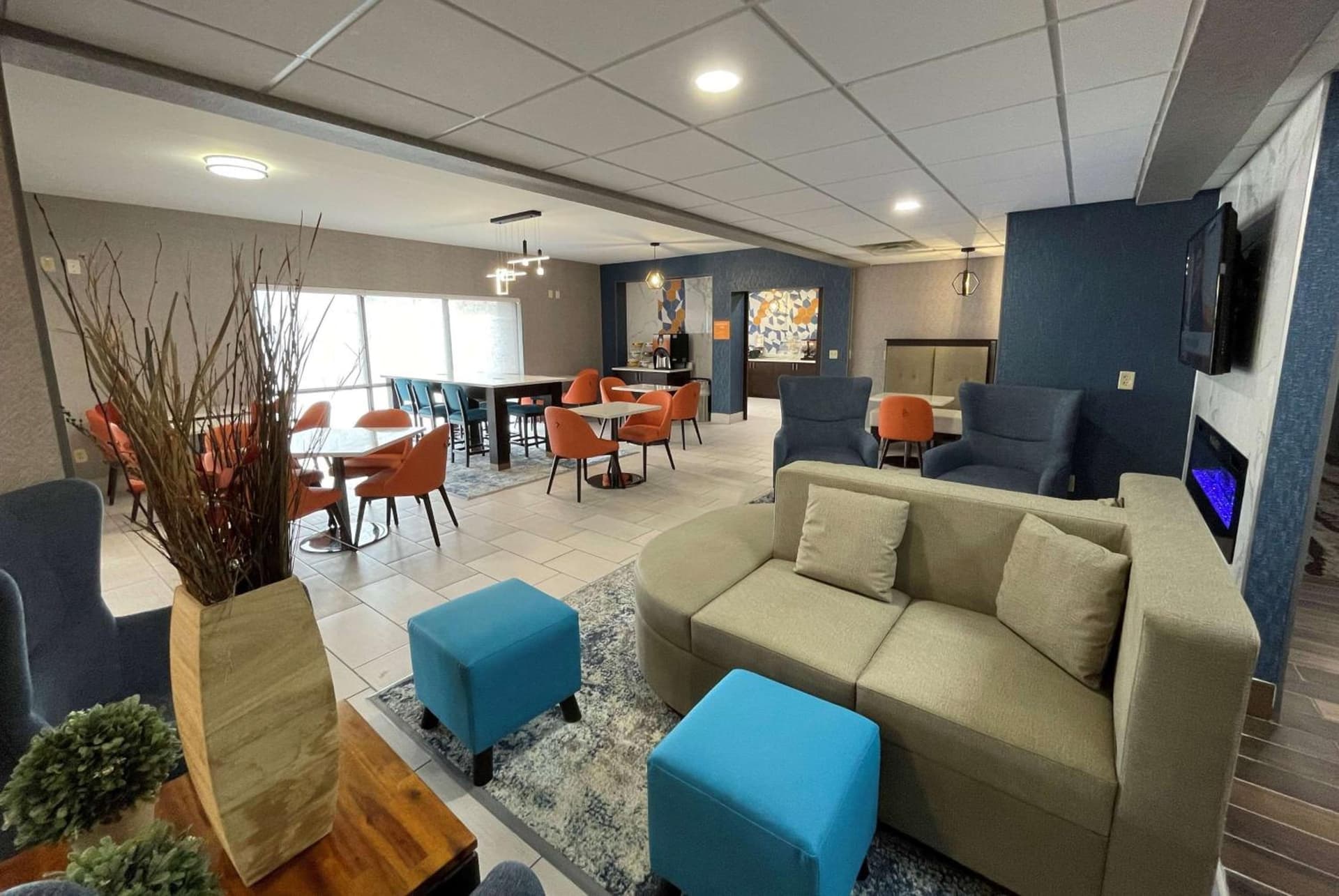 La Quinta Inn & Suites by Wyndham Fayetteville I-95 gallery photo in Fayetteville, NC — image 14