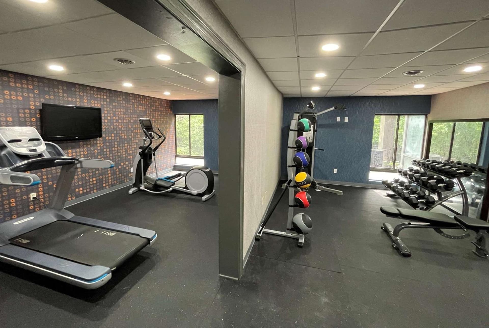 La Quinta Inn & Suites by Wyndham Fayetteville I-95 gallery photo in Fayetteville, NC — image 8