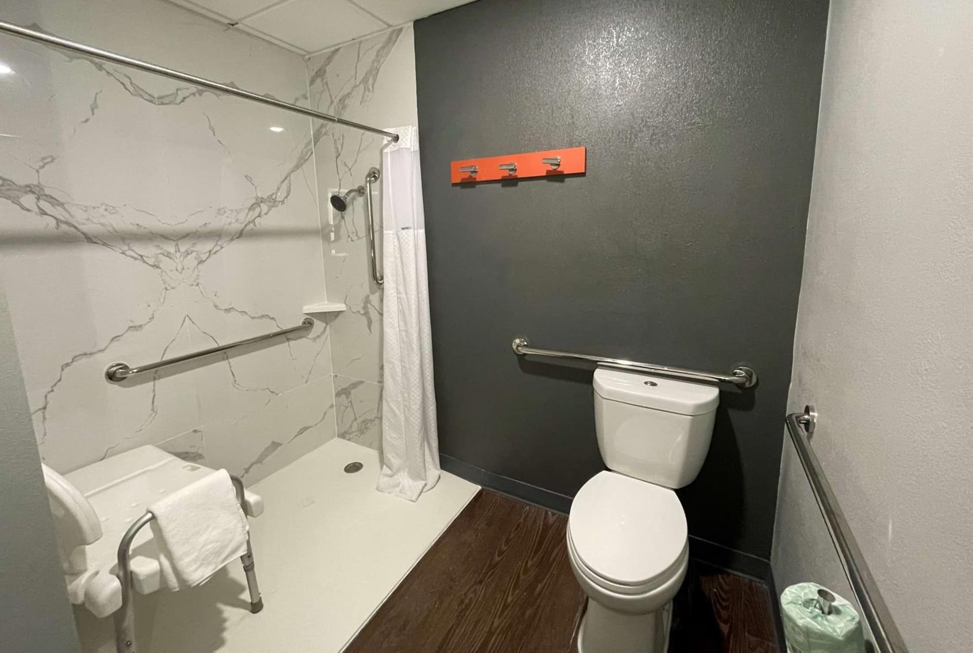 La Quinta Inn & Suites by Wyndham Fayetteville I-95 gallery photo in Fayetteville, NC — image 20