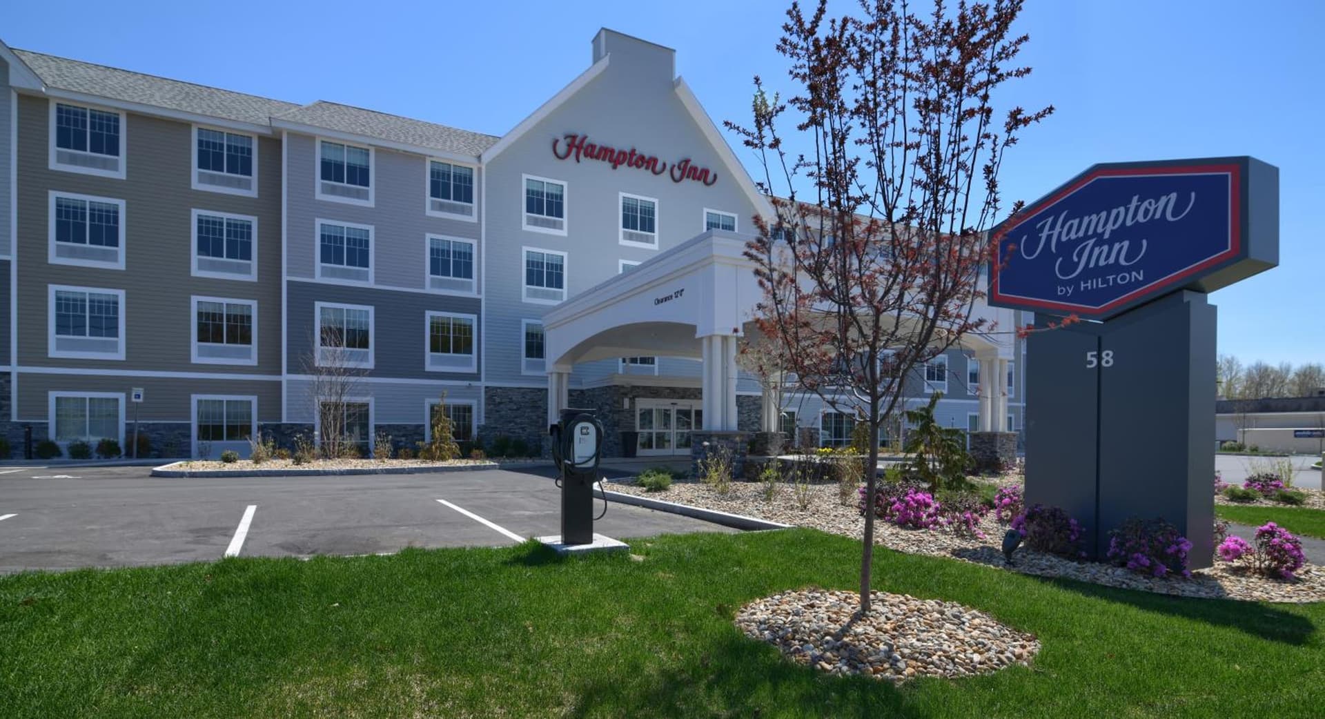 Hampton Inn Lincoln White Mountains gallery photo in Lincoln — image 32