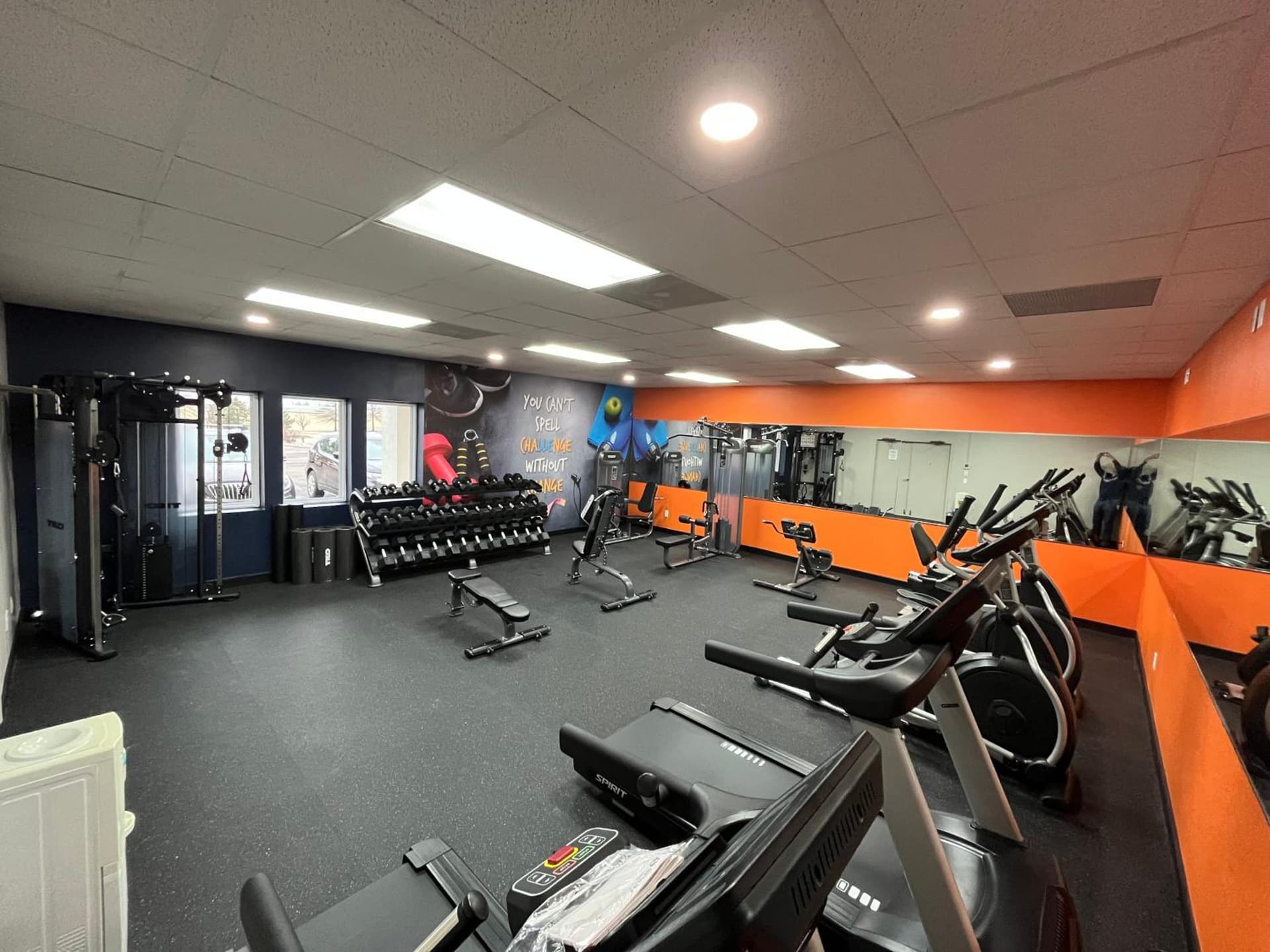 Orangewood Inn & Suites Kansas City Airport gallery photo in Kansas City, KS — image 29