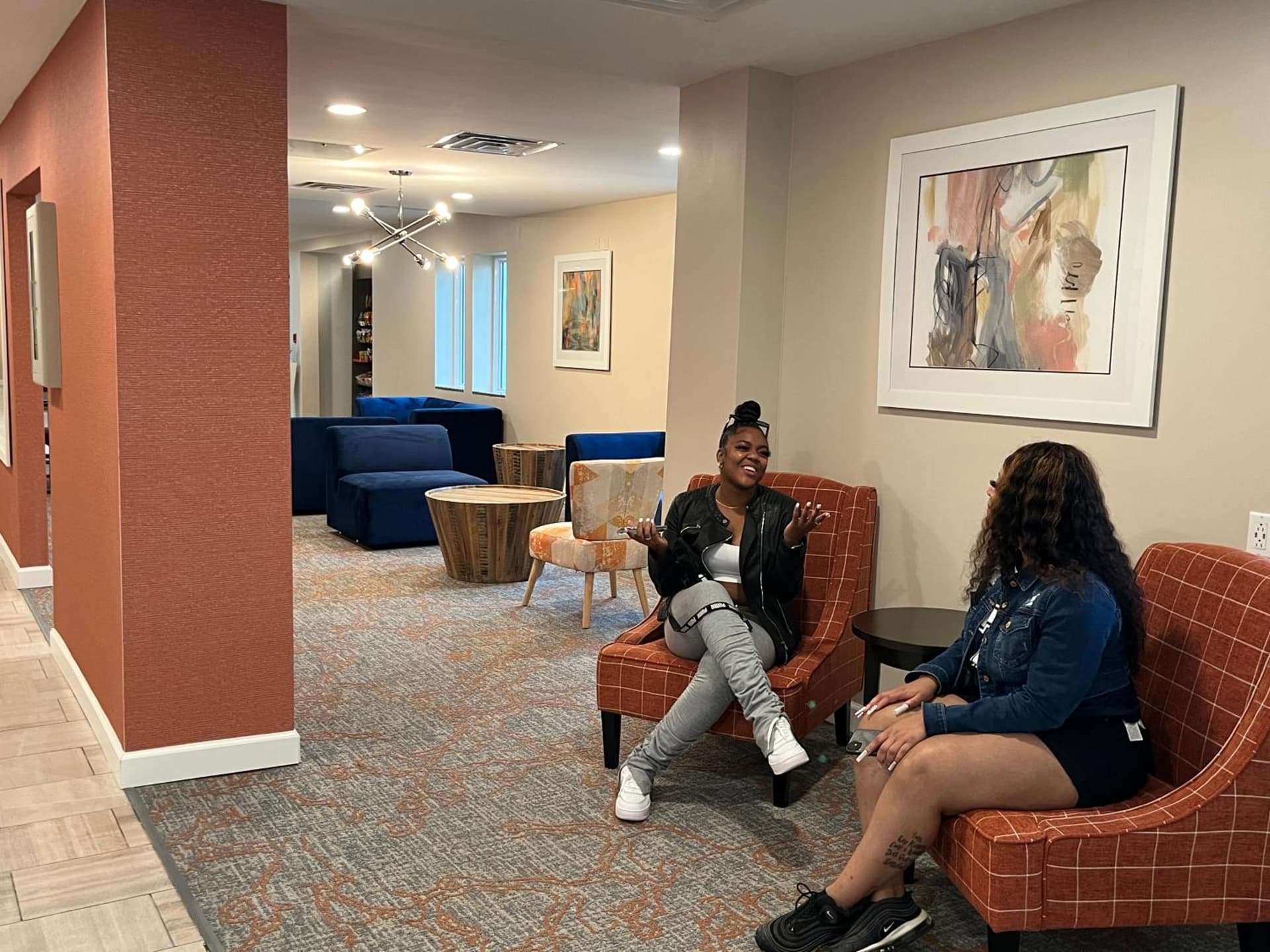 Orangewood Inn & Suites Kansas City Airport gallery photo in Kansas City, KS — image 47