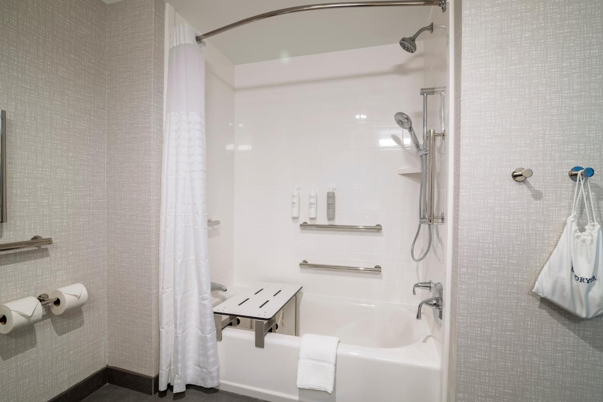 Hampton Inn Lincoln White Mountains property views in Lincoln — gallery photo 3