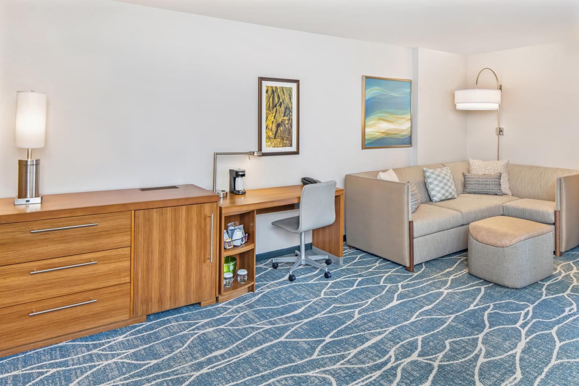 Hyatt Place Waikiki Beach gallery photo in Honolulu, HI — image 24