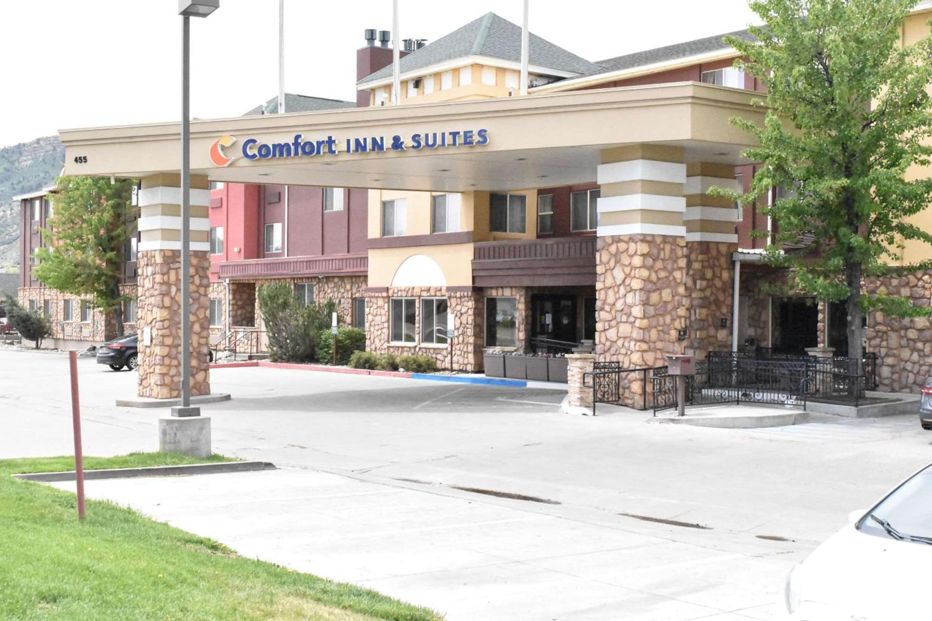 Comfort Inn & Suites Durango interior in Durango, CO — gallery photo 2