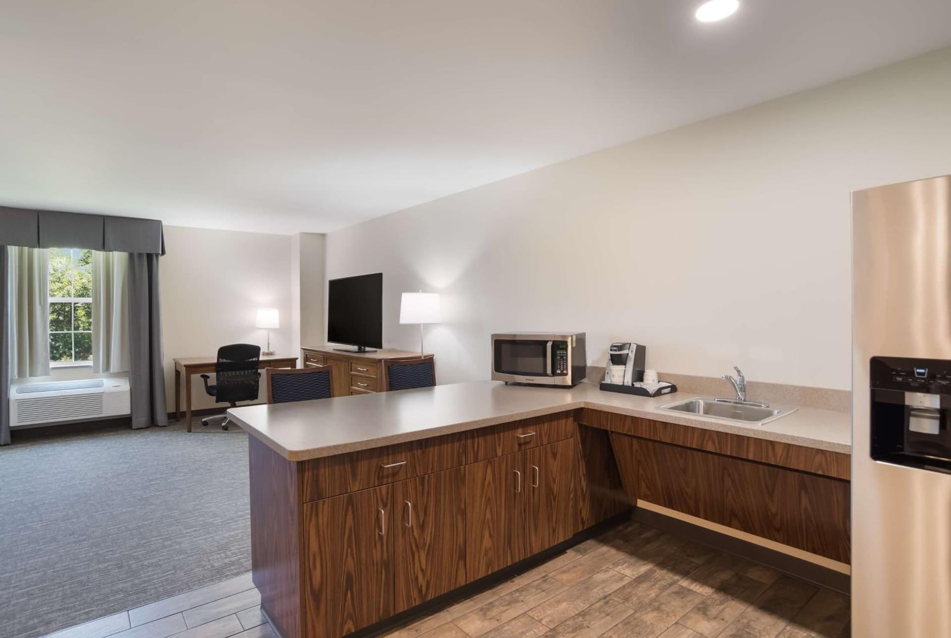 SureStay Plus by Best Western Elizabethtown Lancaster gallery photo in Elizabethtown, PA — image 57