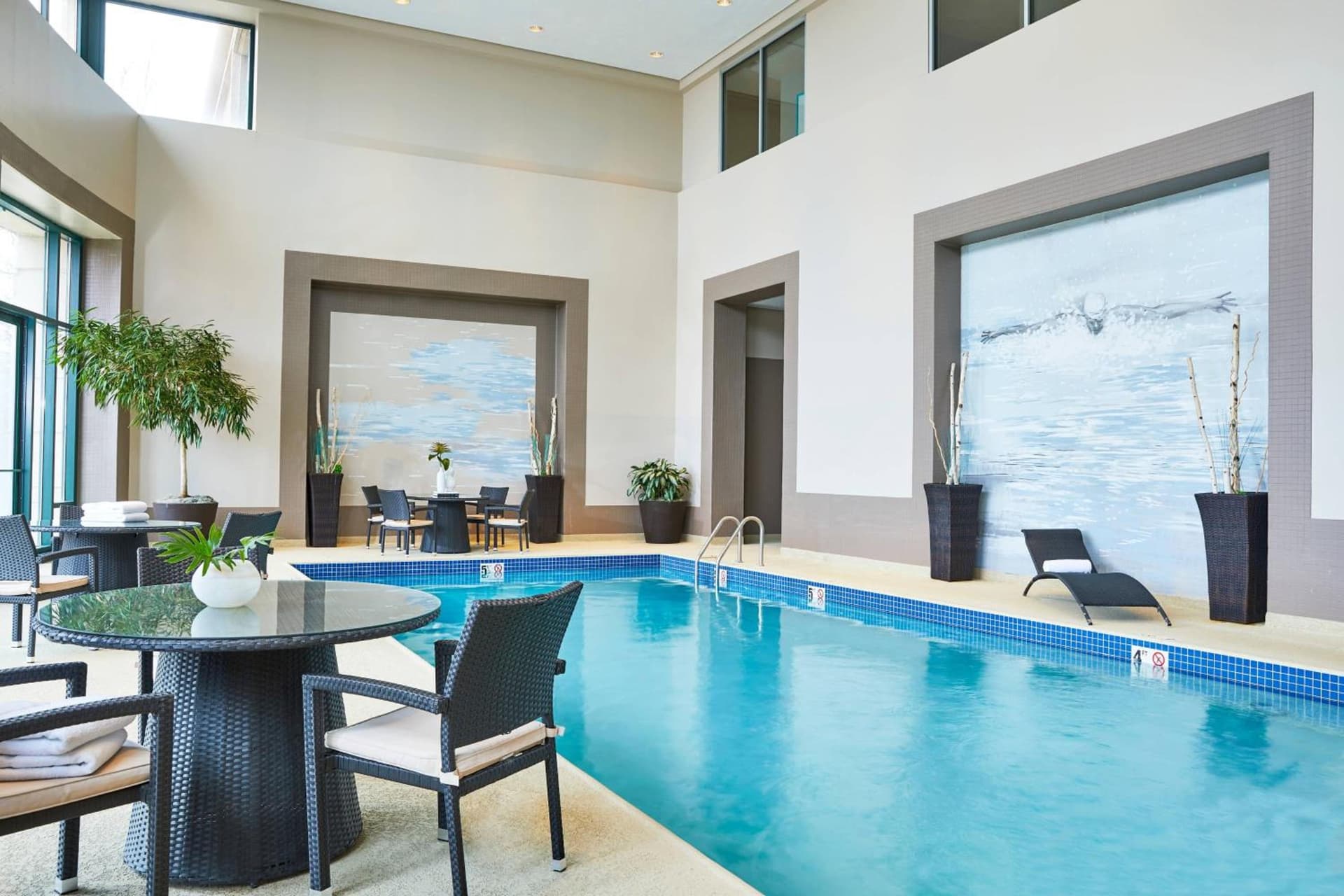 Renaissance Chicago Glenview Suites Hotel gallery photo in Glenview, IL — image 12