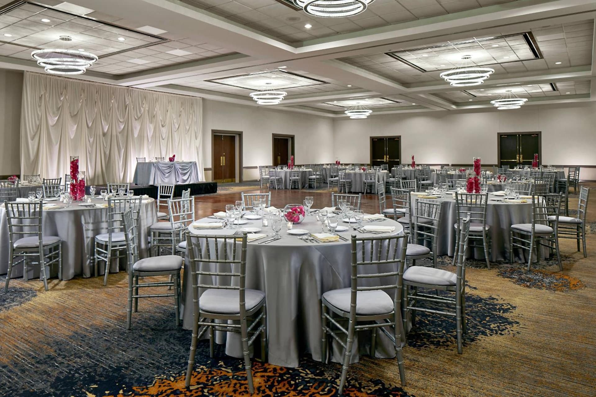 Renaissance Chicago Glenview Suites Hotel property views in Glenview, IL — gallery photo 3
