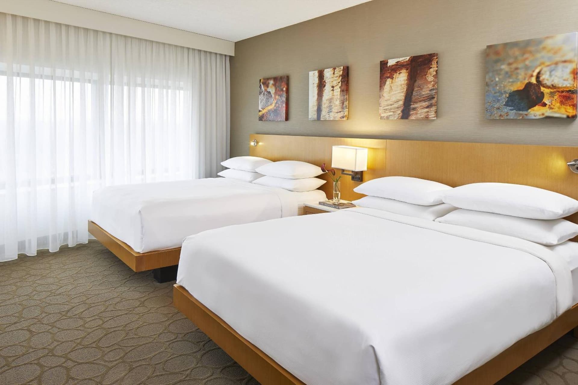 Renaissance Chicago Glenview Suites Hotel gallery photo in Glenview, IL — image 21