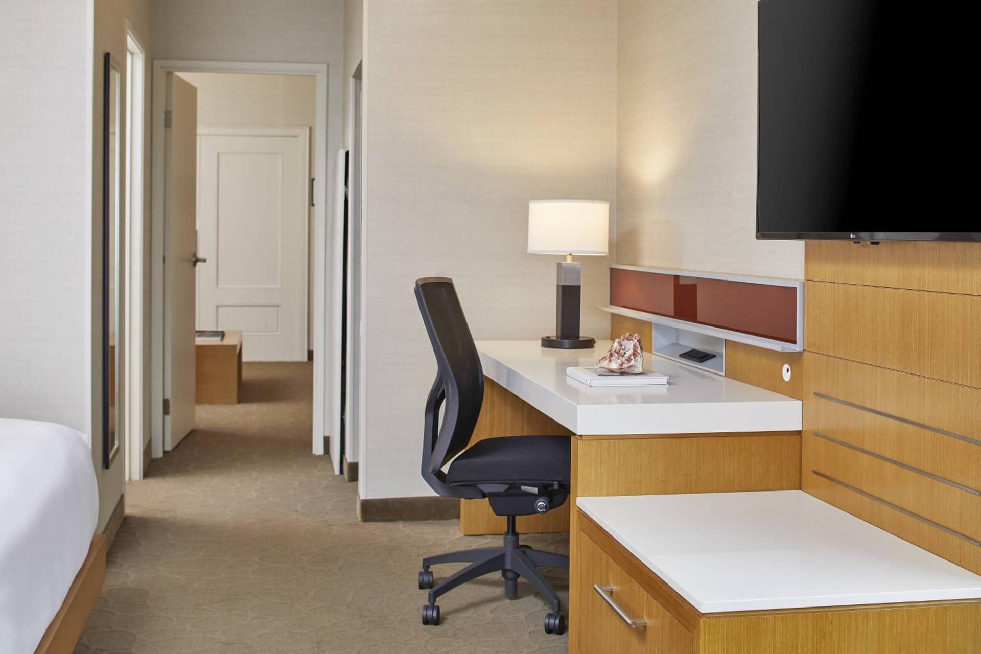 Renaissance Chicago Glenview Suites Hotel gallery photo in Glenview, IL — image 41