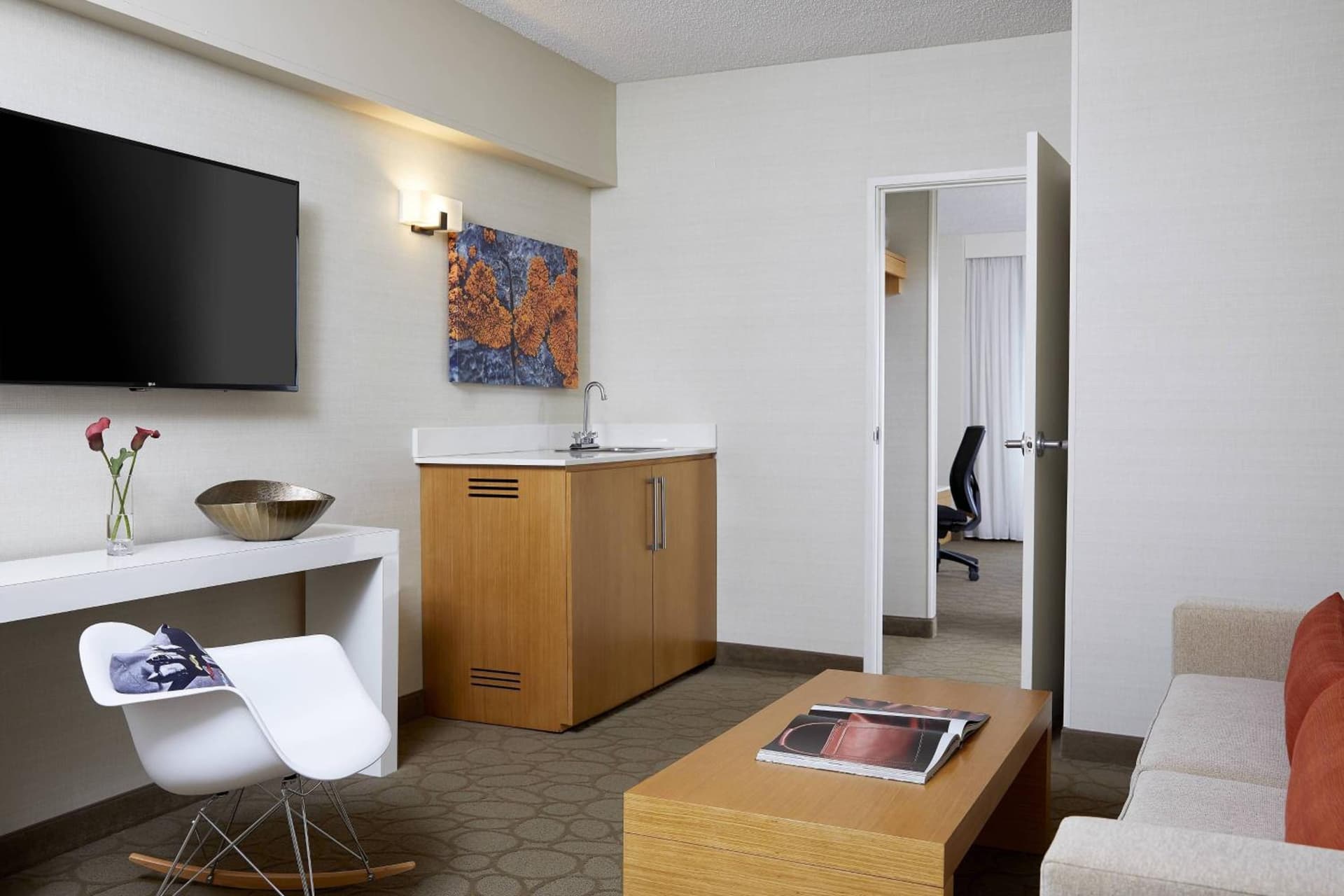 Renaissance Chicago Glenview Suites Hotel gallery photo in Glenview, IL — image 46
