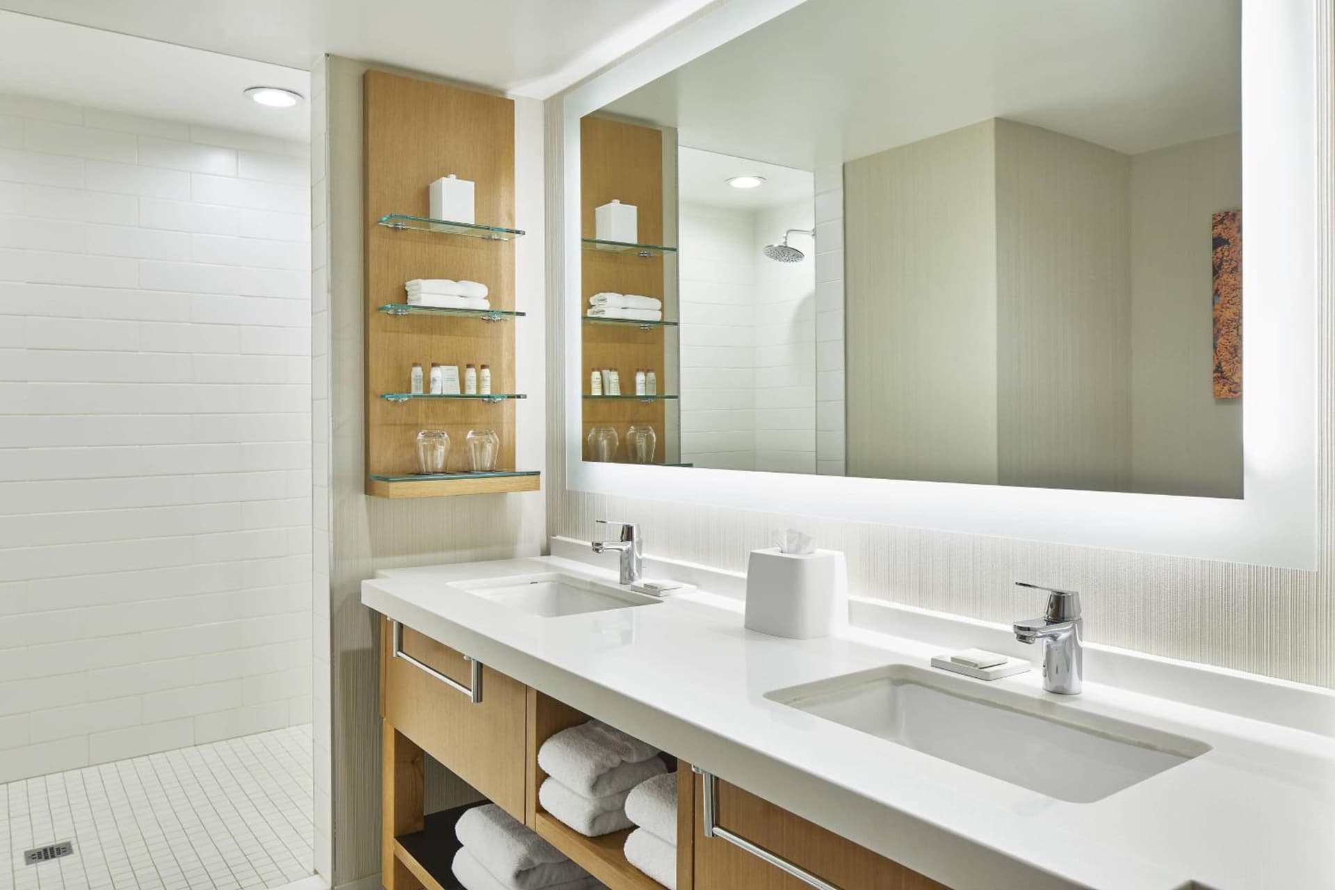 Renaissance Chicago Glenview Suites Hotel gallery photo in Glenview, IL — image 14