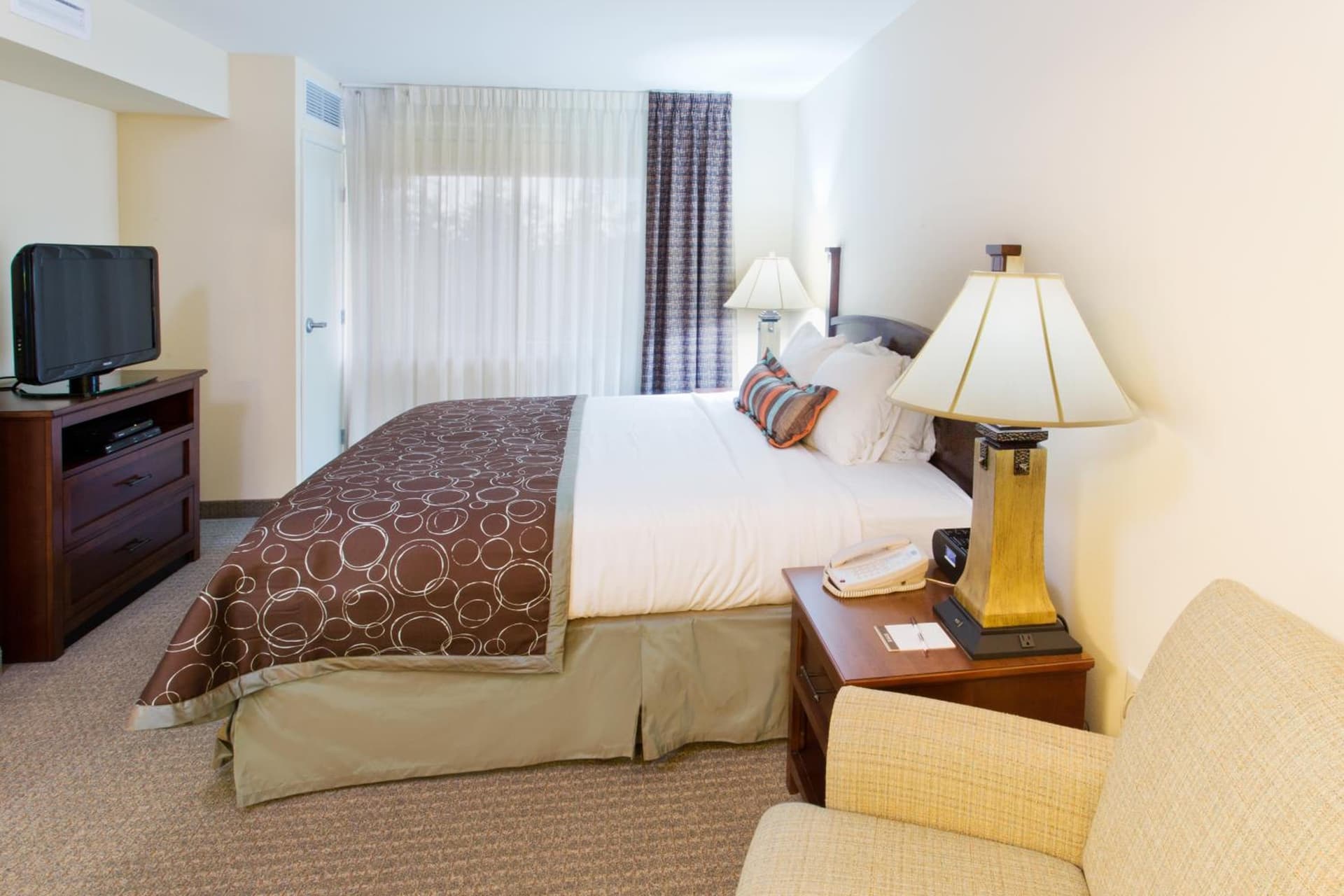 Staybridge Suites Everett - Paine Field by IHG gallery photo in Mukilteo, WA — image 60