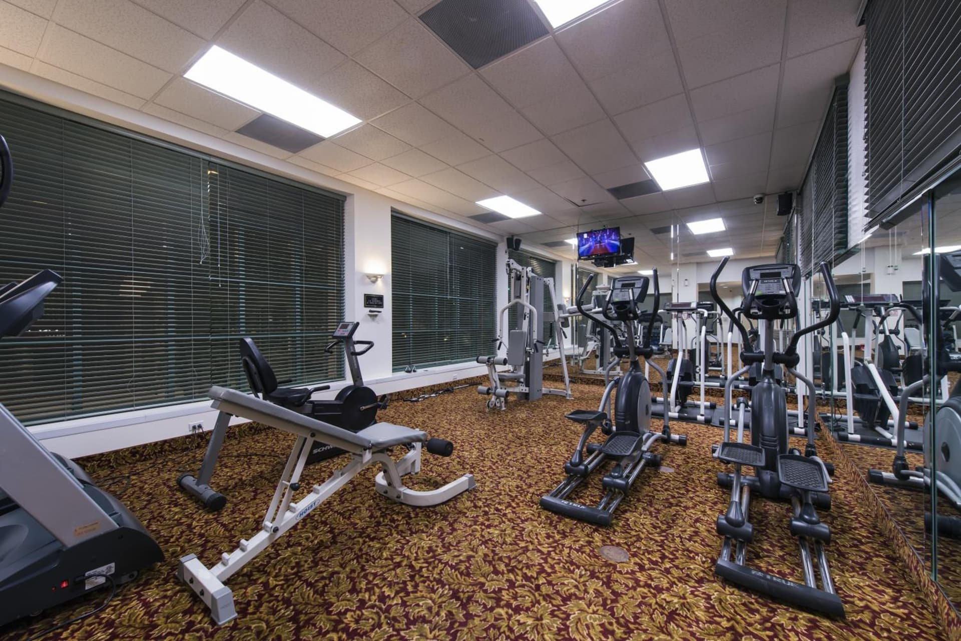 Grand Vista Hotel gallery photo in Simi Valley, CA — image 13