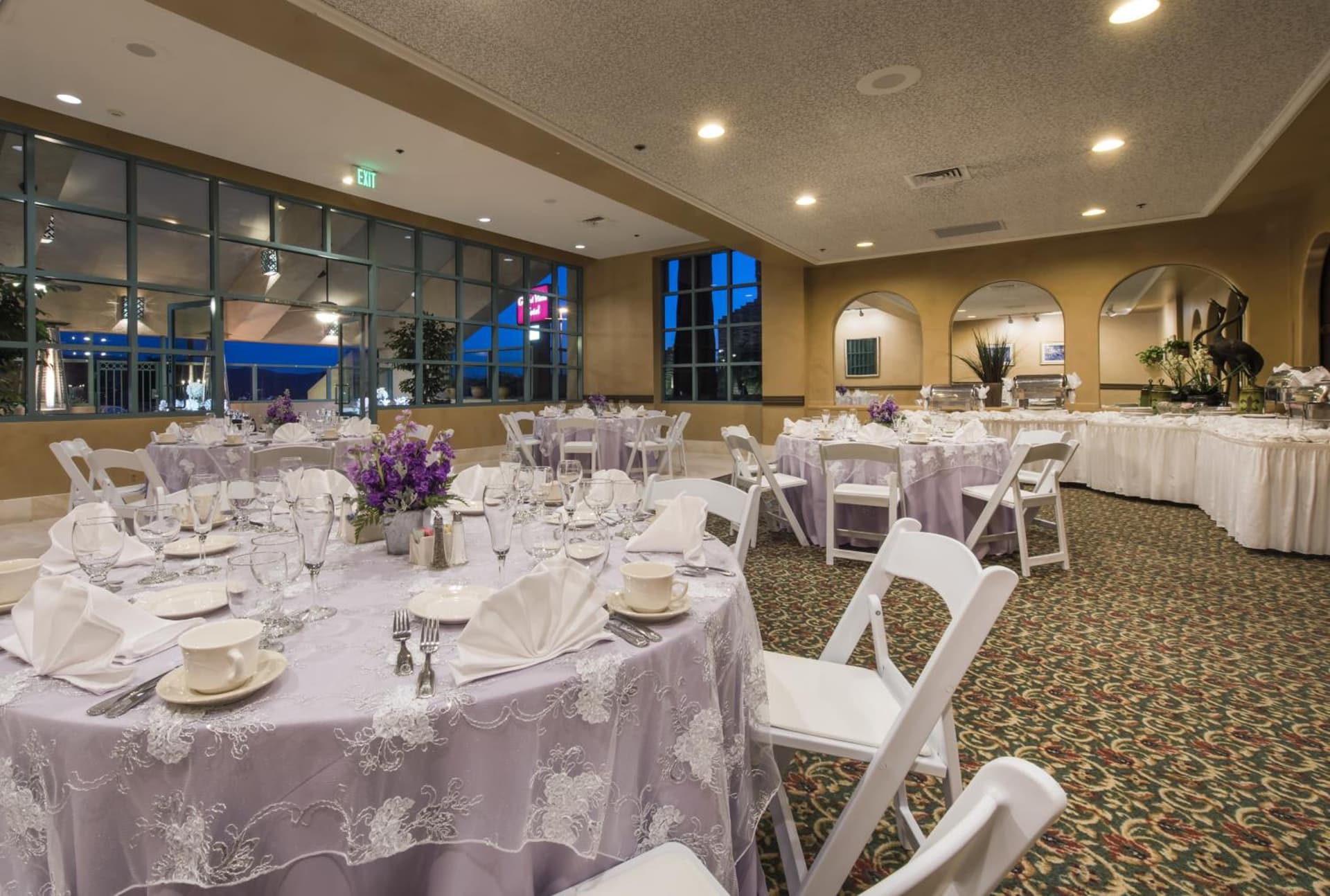 Grand Vista Hotel gallery photo in Simi Valley, CA — image 16