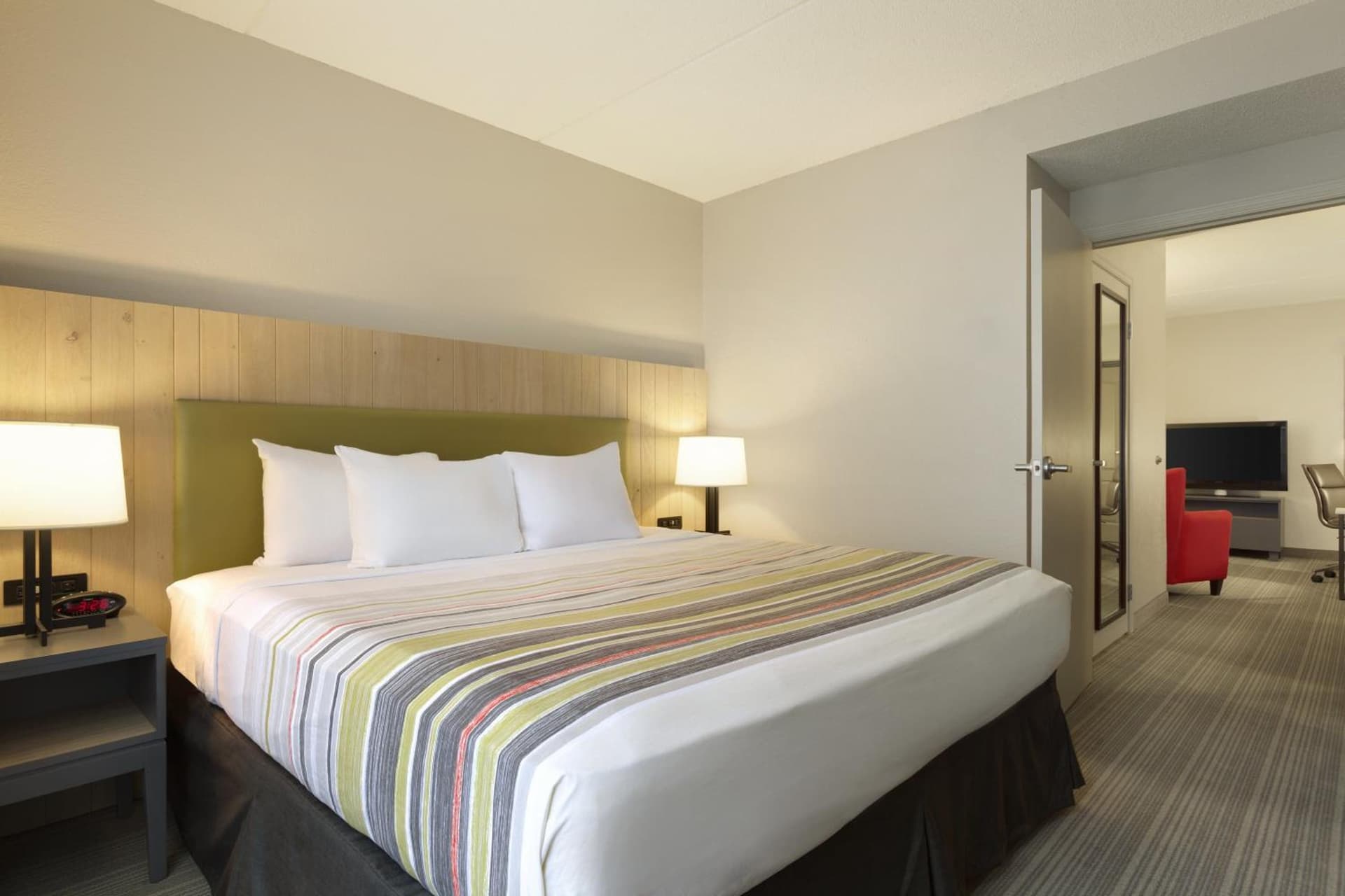 Country Inn & Suites by Radisson, Bloomington at Mall of America, MN gallery photo in Bloomington, MN — image 56