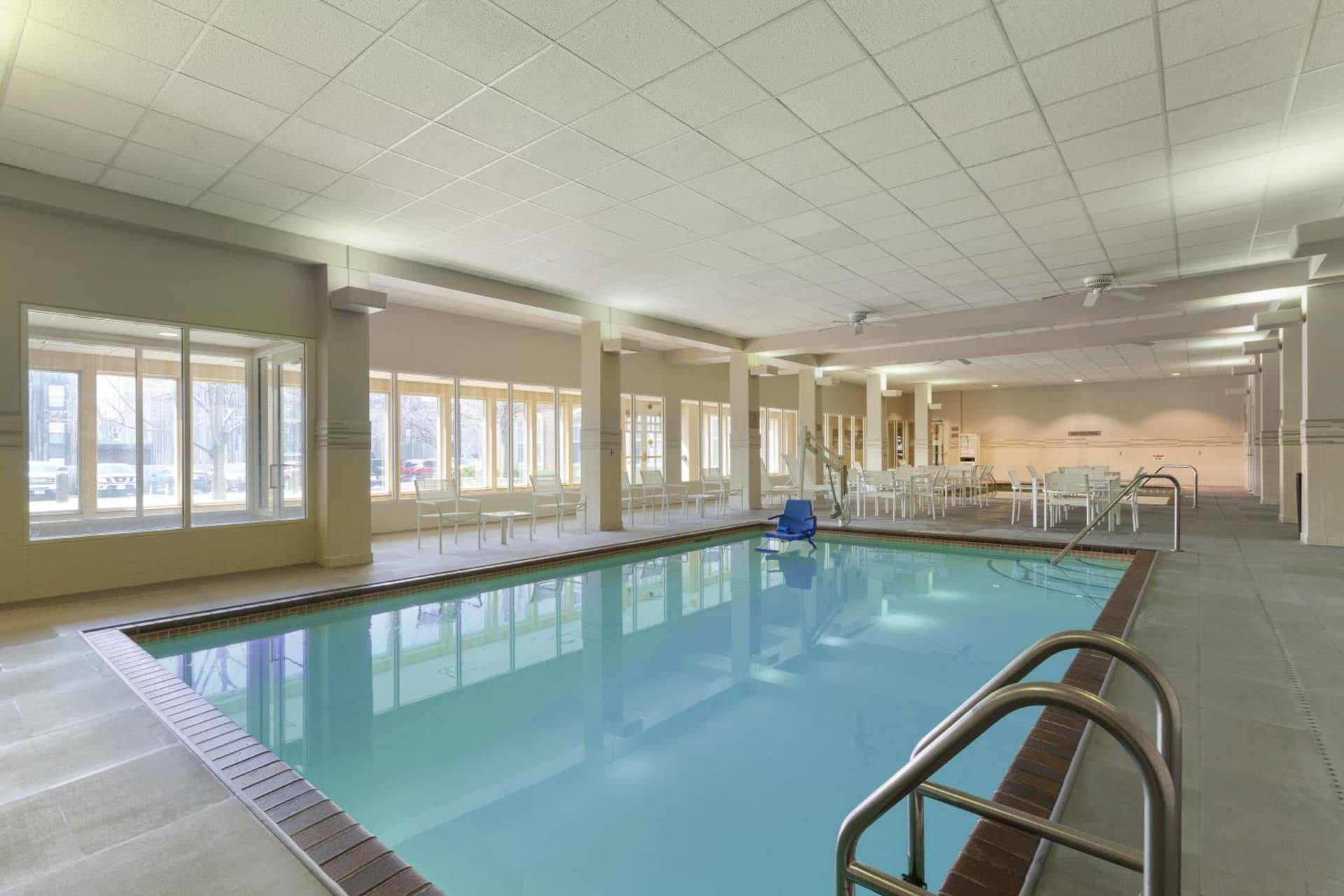 Country Inn & Suites by Radisson, Bloomington at Mall of America, MN gallery photo in Bloomington, MN — image 11