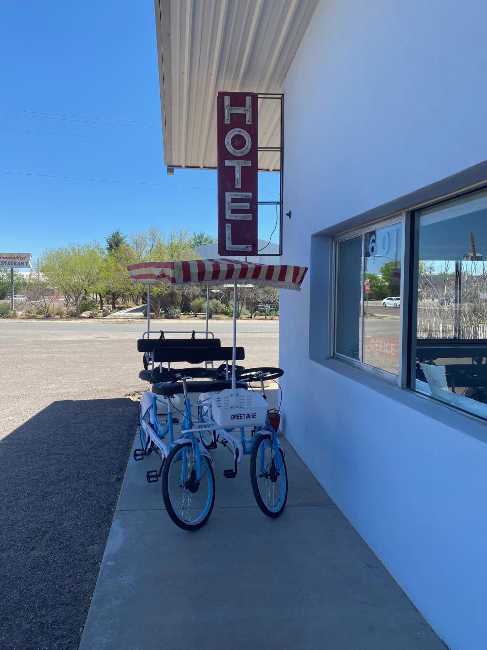 Thunderbird Hotel interior in Marfa, TX — gallery photo 2
