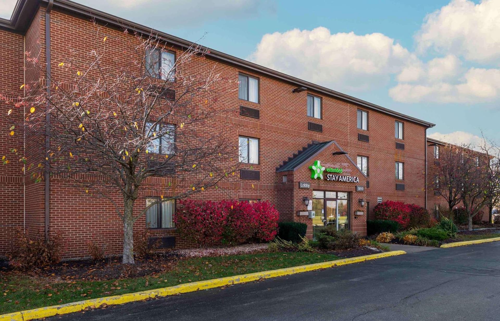 Extended Stay America Suites - Fort Wayne - North featured exterior or lobby in Fort Wayne, IN — similar hotel