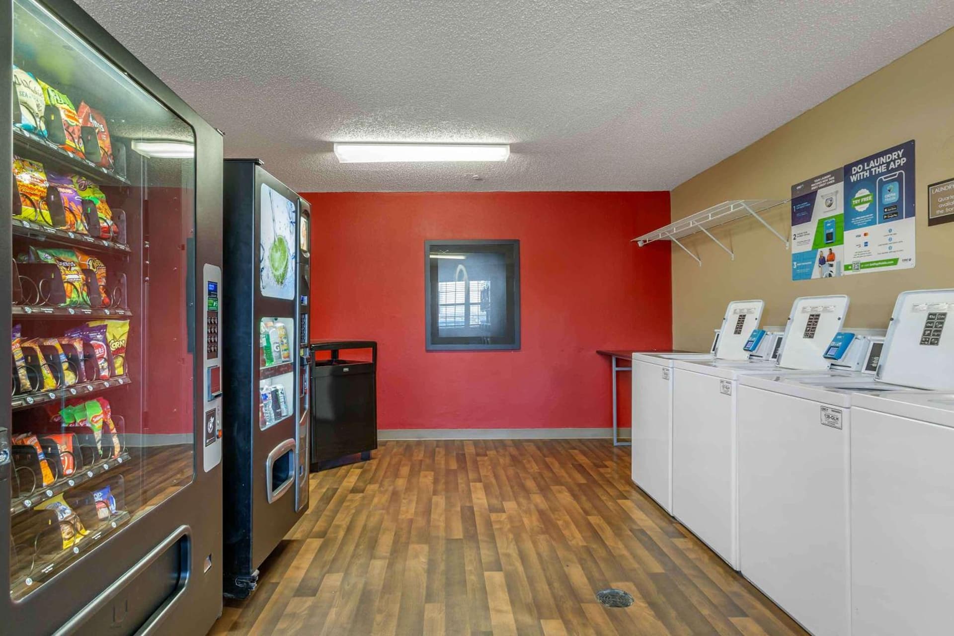 Extended Stay America Suites - El Paso - Airport gallery photo in El Paso, TX — image 10