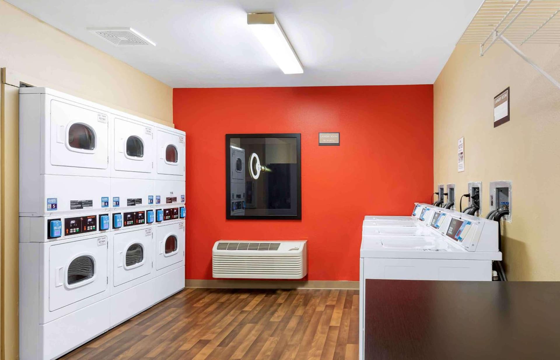 Extended Stay America Suites - Waco - Woodway gallery photo in Waco, TX — image 6