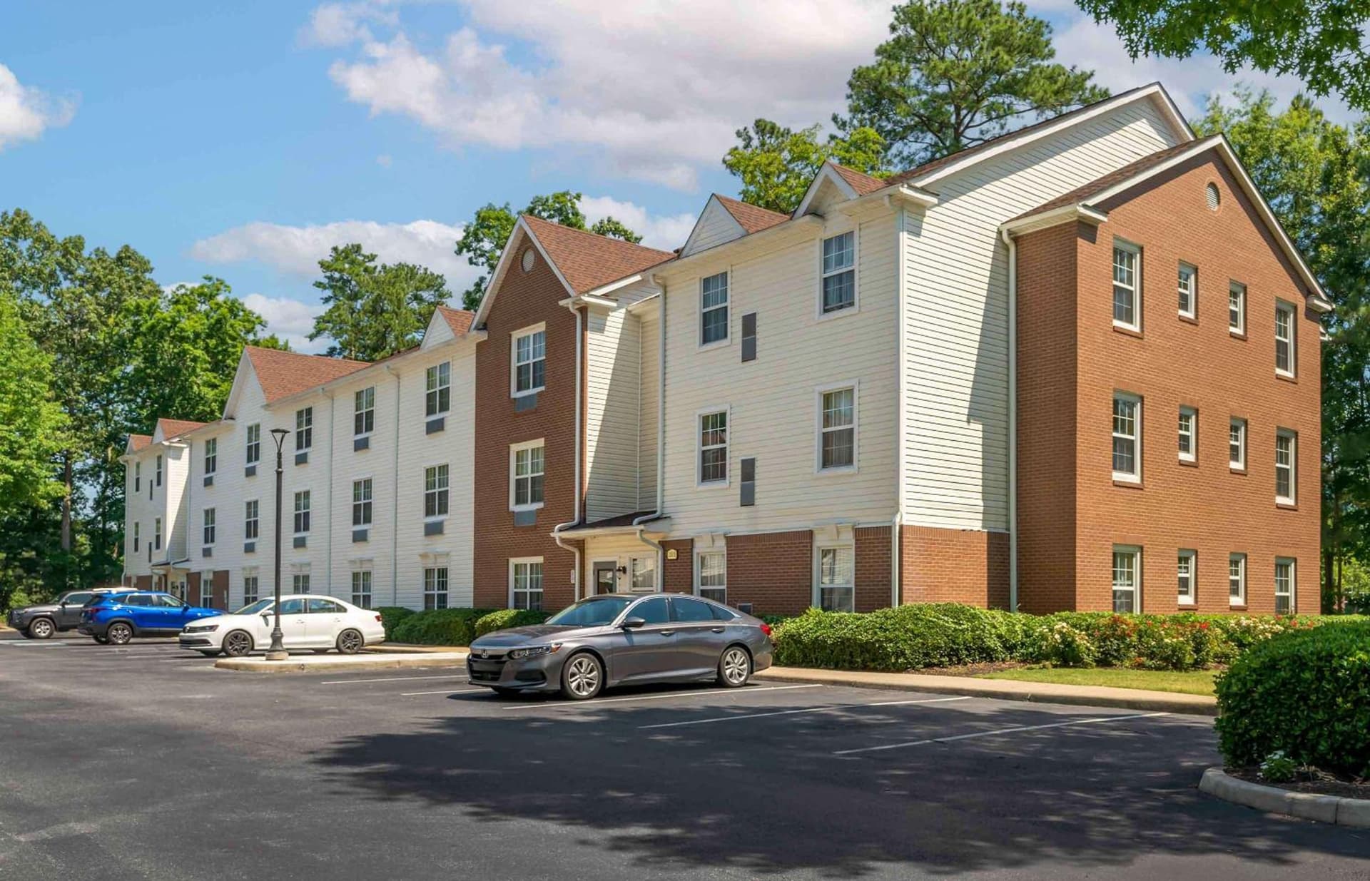 Extended Stay America Suites - Newport News - Yorktown property views in Newport News, VA — gallery photo 3