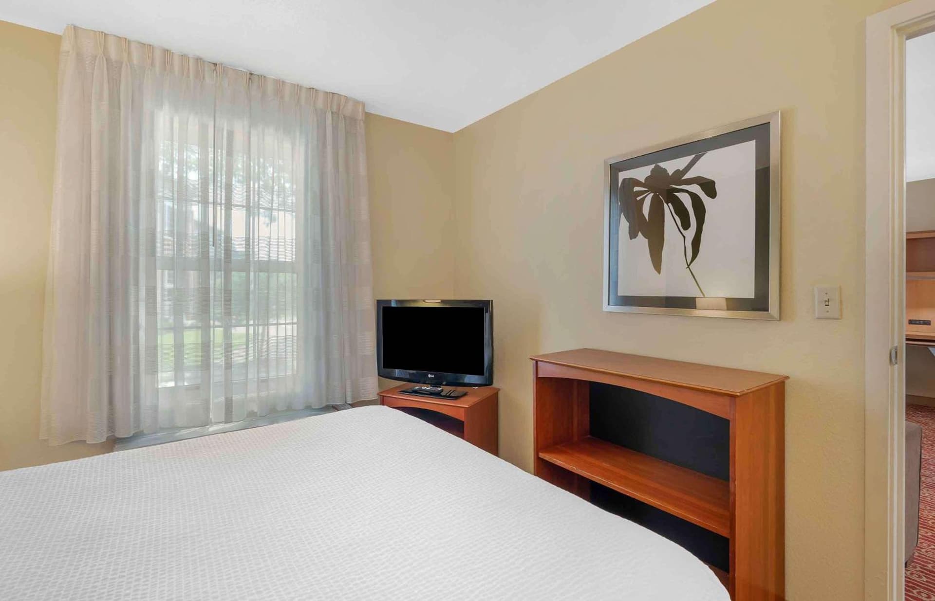 Extended Stay America Suites - Newport News - Yorktown gallery photo in Newport News, VA — image 12