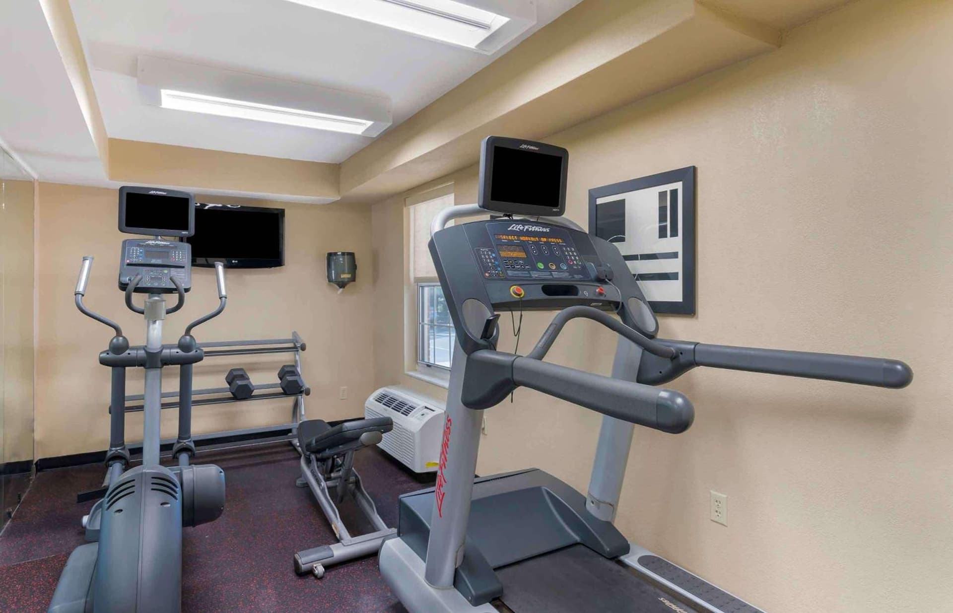 Extended Stay America Suites - Newport News - Yorktown gallery photo in Newport News, VA — image 7