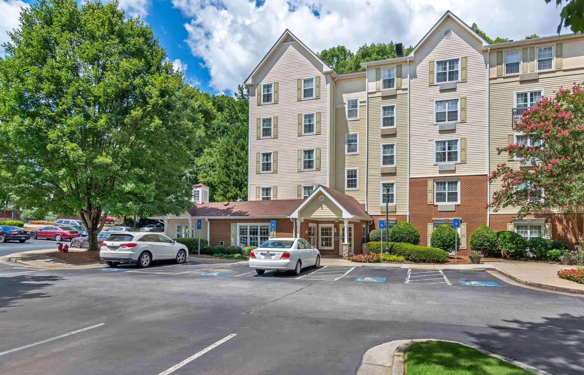 Extended Stay America Suites - Atlanta - Northlake featured exterior or lobby in Atlanta, GA — similar hotel