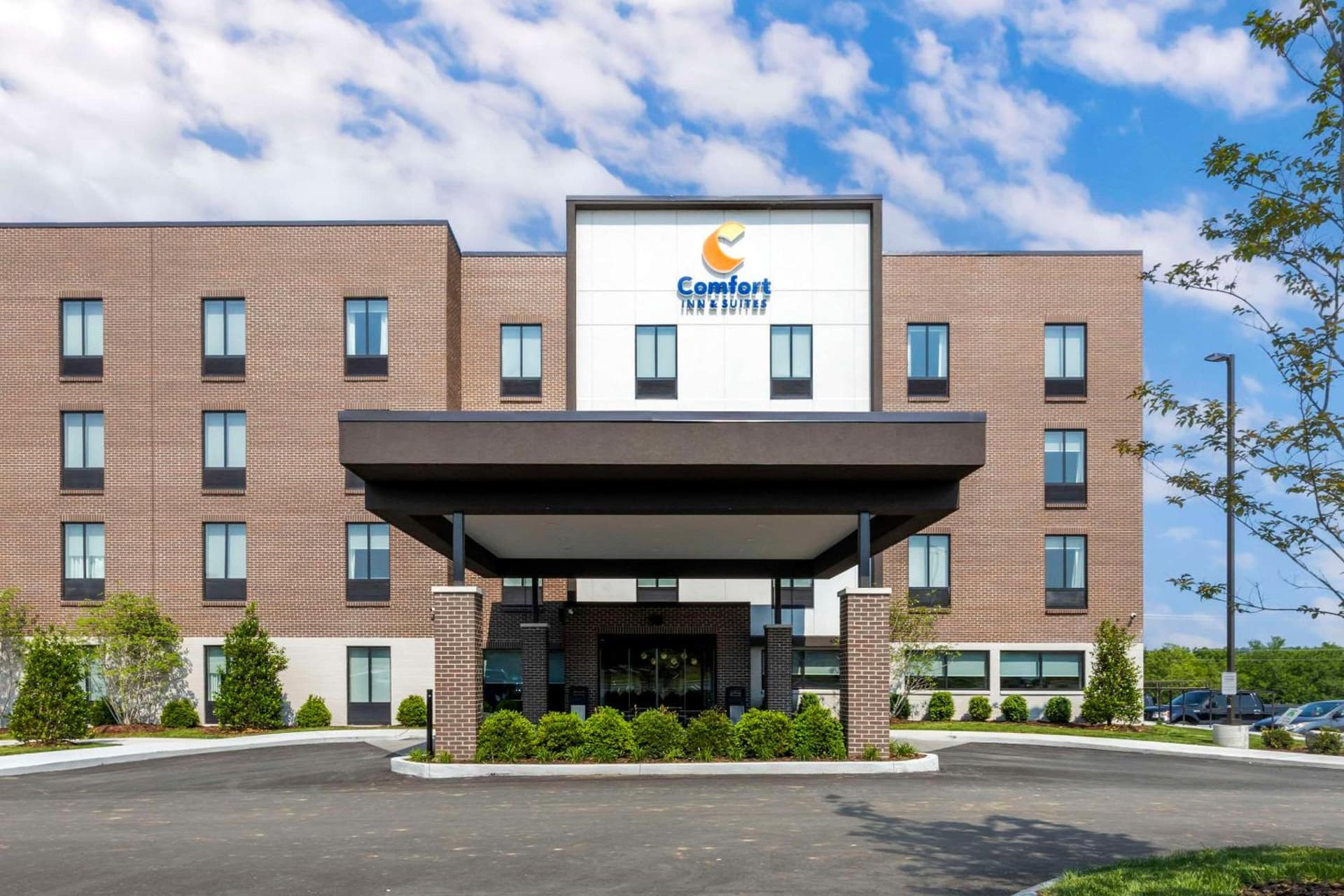 Comfort Inn & Suites Gallatin - Nashville Metro interior in Gallatin, TN — gallery photo 2