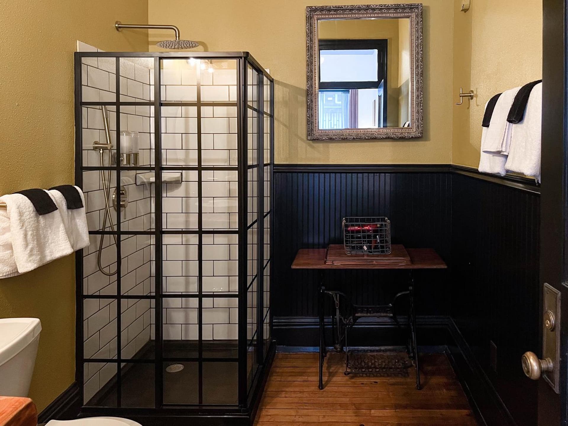 The Oliver Inn gallery photo in Duluth, MN — image 86