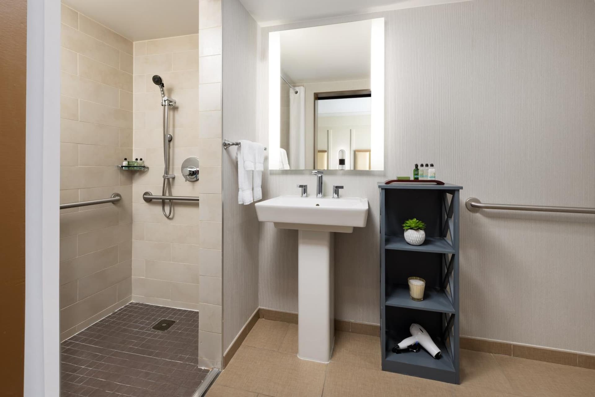 The Anza-a Calabasas Hotel gallery photo in Calabasas, CA — image 51
