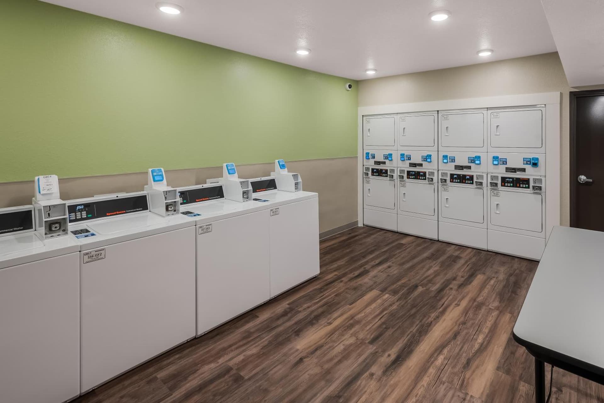 WoodSpring Suites West Palm Beach gallery photo in West Palm Beach, FL — image 48
