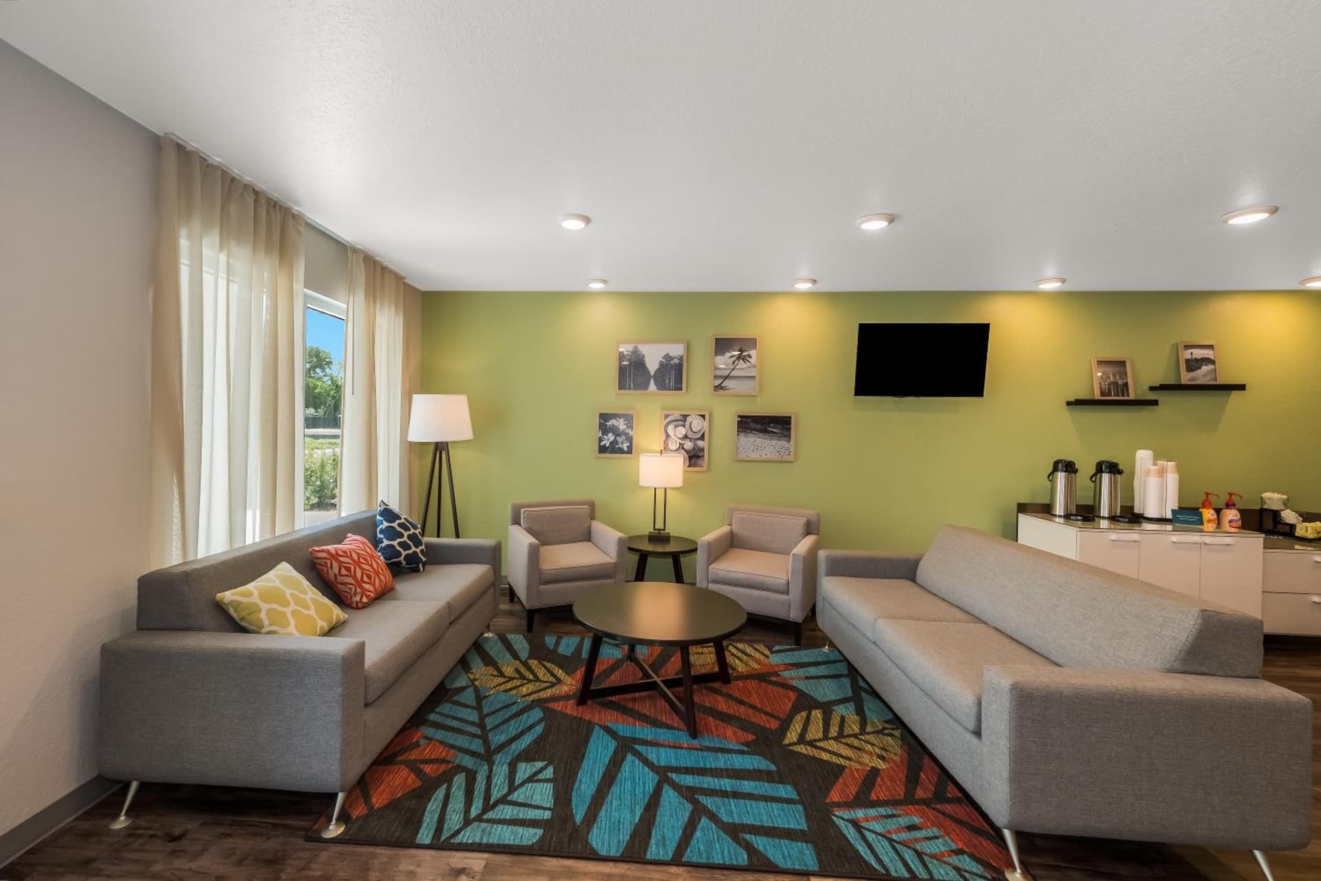 WoodSpring Suites West Palm Beach gallery photo in West Palm Beach, FL — image 40