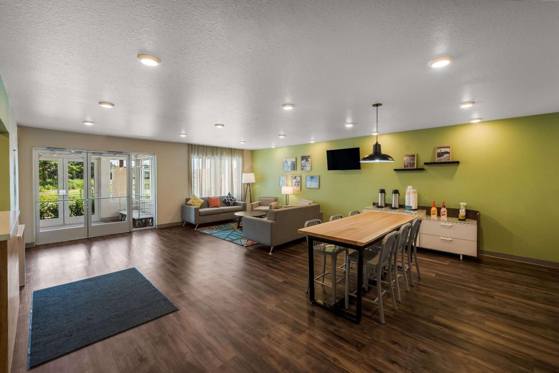 WoodSpring Suites West Palm Beach gallery photo in West Palm Beach, FL — image 34