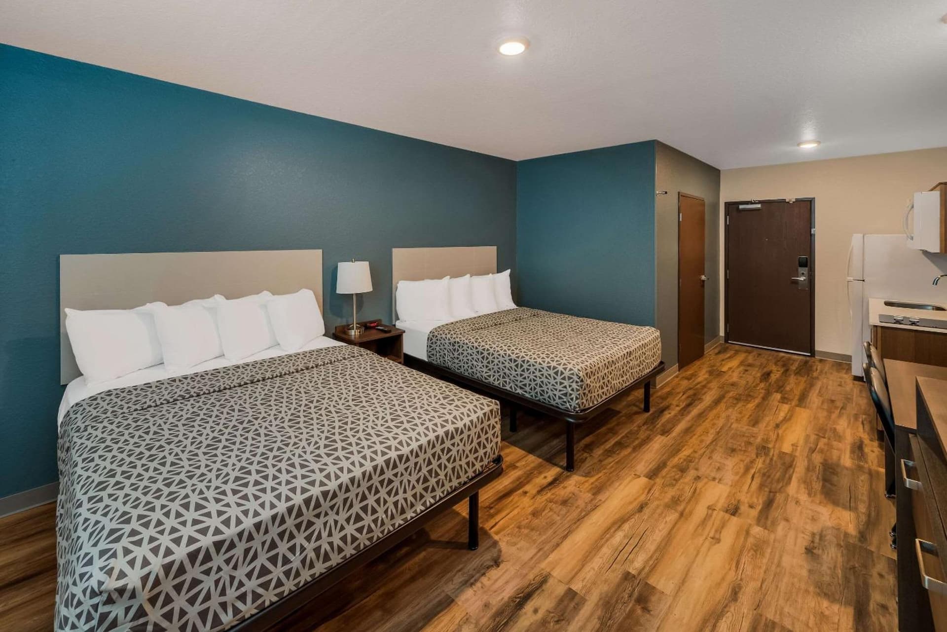 WoodSpring Suites West Palm Beach gallery photo in West Palm Beach, FL — image 5