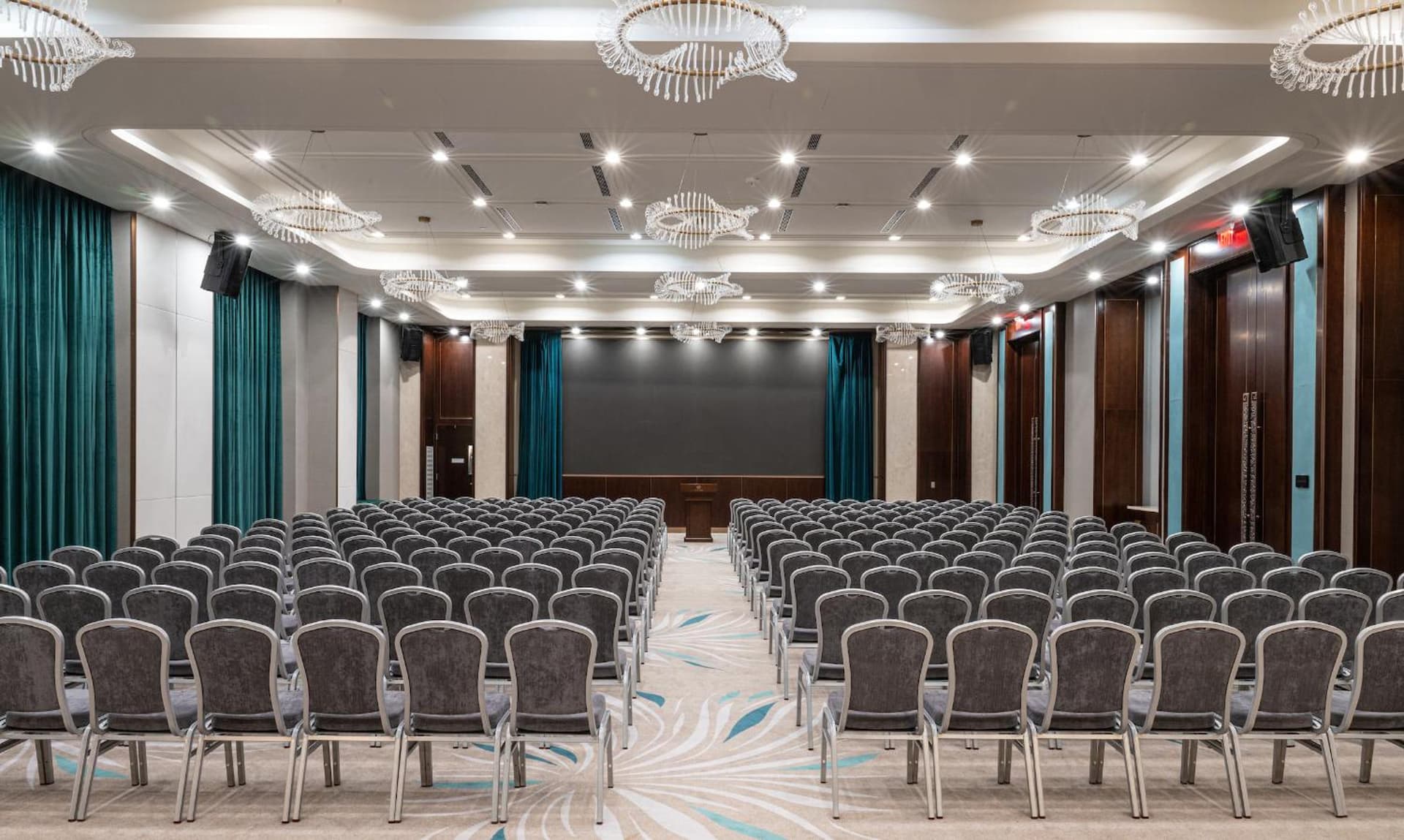 Blossom Hotel Houston, Curio Collection by Hilton gallery photo in Houston, TX — image 14