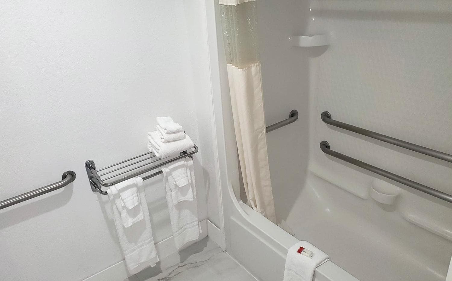 Coratel Inn & Suites by Jasper New Braunfels IH-35 EXT 189 gallery photo in New Braunfels, TX — image 28