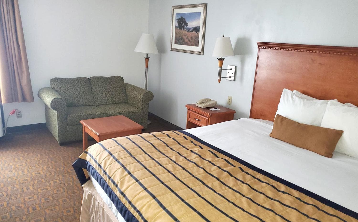 Coratel Inn & Suites by Jasper New Braunfels IH-35 EXT 189 gallery photo in New Braunfels, TX — image 8