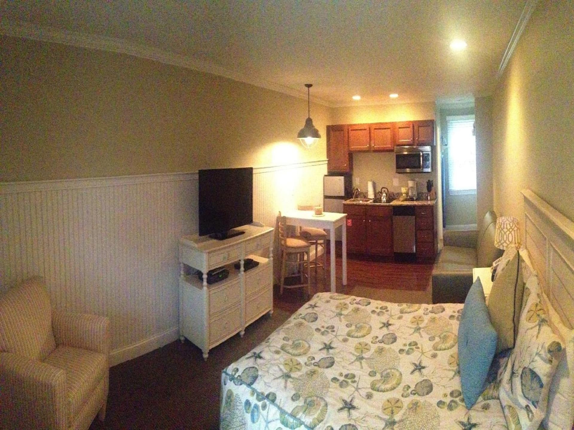 InnSeason Resorts HarborWalk gallery photo in Falmouth, MA — image 4