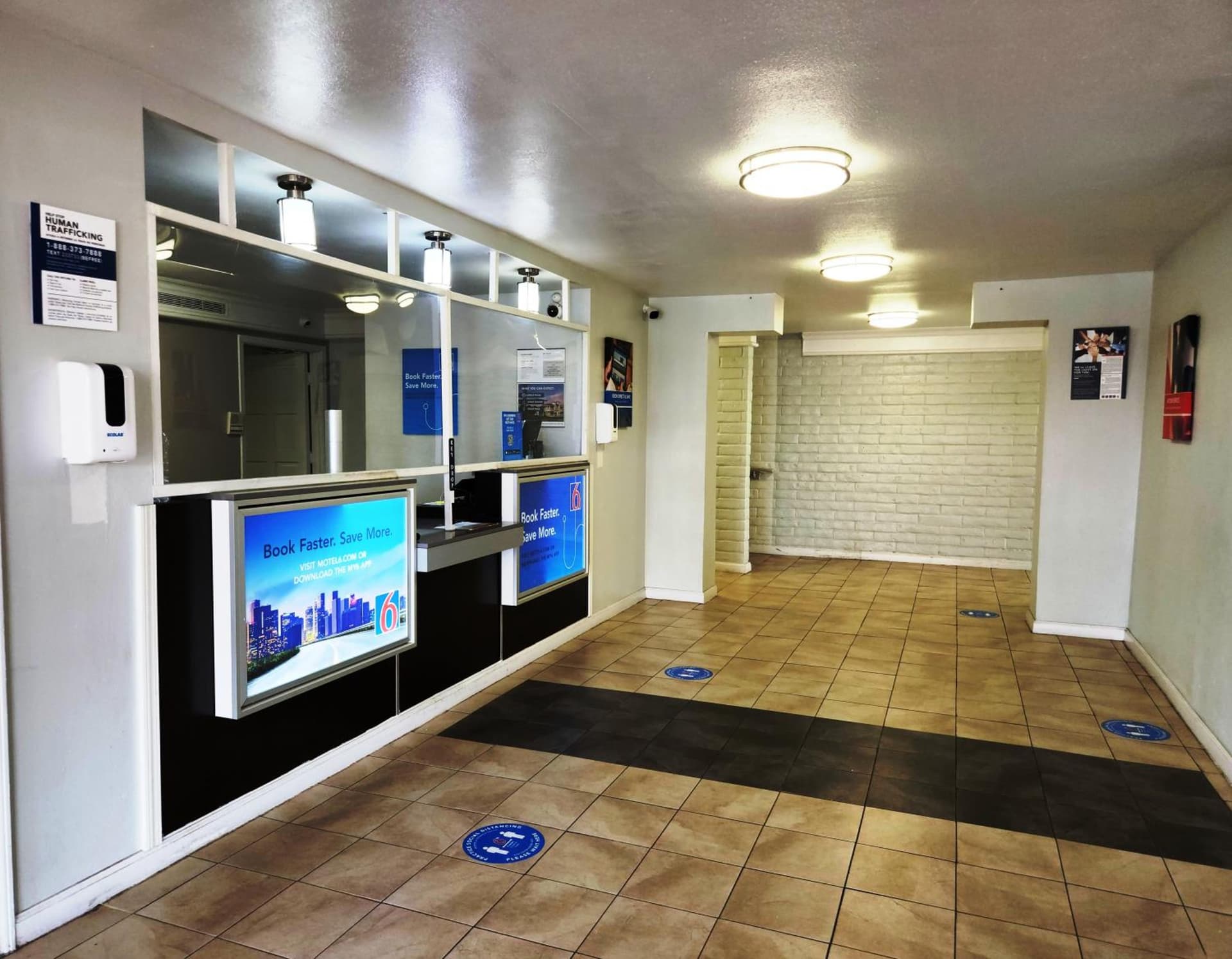 Studio 6 Baytown, Tx - Garth Road gallery photo in Baytown, TX — image 28