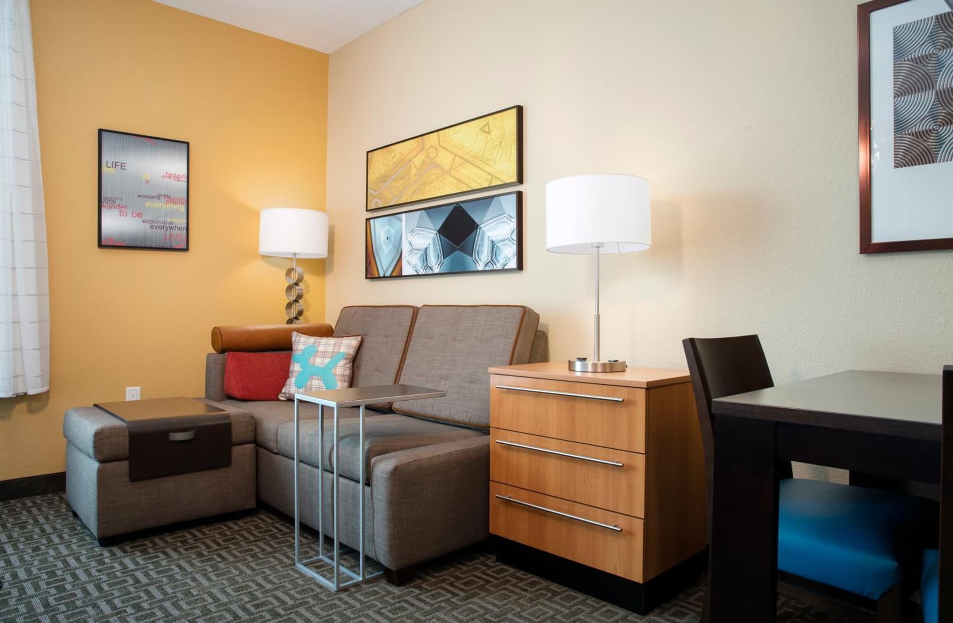 TownePlace Suites Orlando at FLAMINGO CROSSINGS Town Center, Western Entrance gallery photo in Orlando, FL — image 12