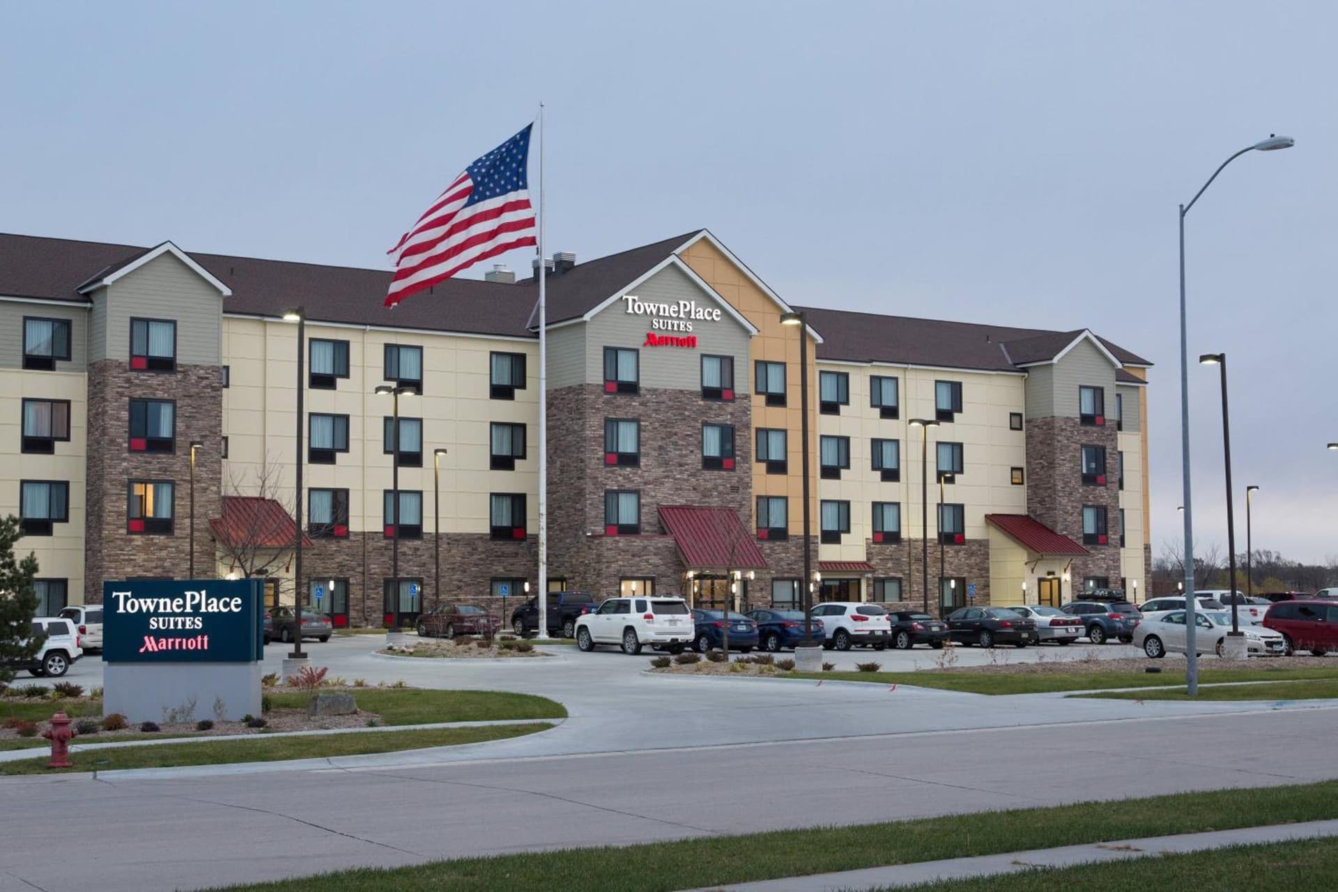 TownePlace Suites by Marriott Lincoln North interior in Lincoln, NE — gallery photo 2